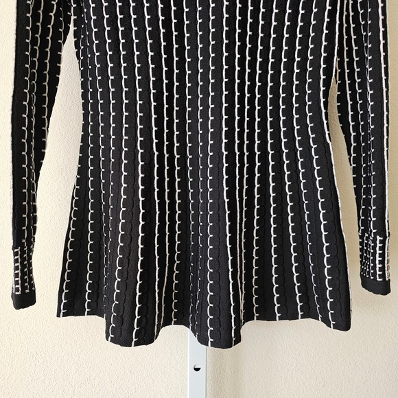 LEO & UGO Women's Black & White Striped Pullover Fit & Flare Zip Sweater Sz US 8 - Picture 7 of 14